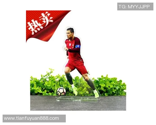 足球明星C罗挂件热销让你的生活充满运动激情与时尚风采