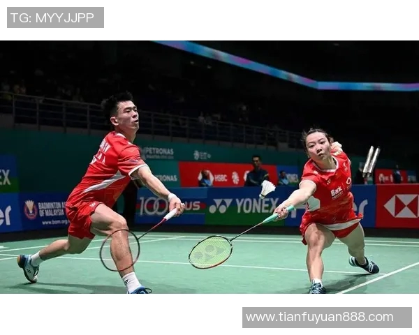 广州羽毛球队在世界锦标赛中的默契配合与精彩表现分析